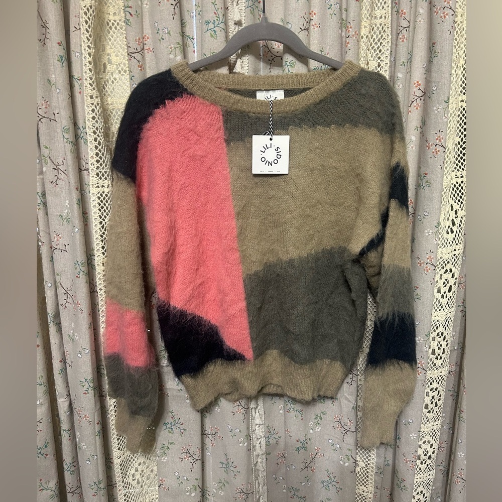 Lili Sidonio Pink Gray Color Block Fuzzy Soft Stretch Sweater Small NWT